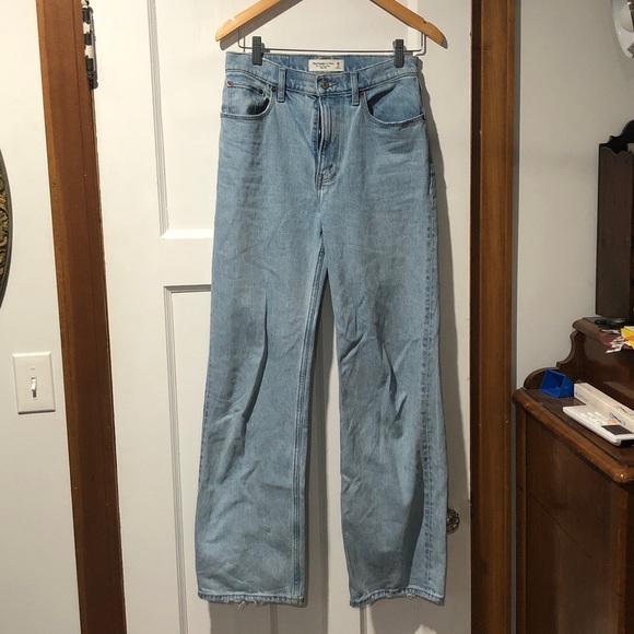 Abercrombie & Fitch ‘90s relaxed jeans | 26 - Picture 13 of 14